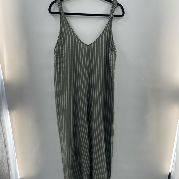 Pure Venice linen romper - Picture 11 of 15